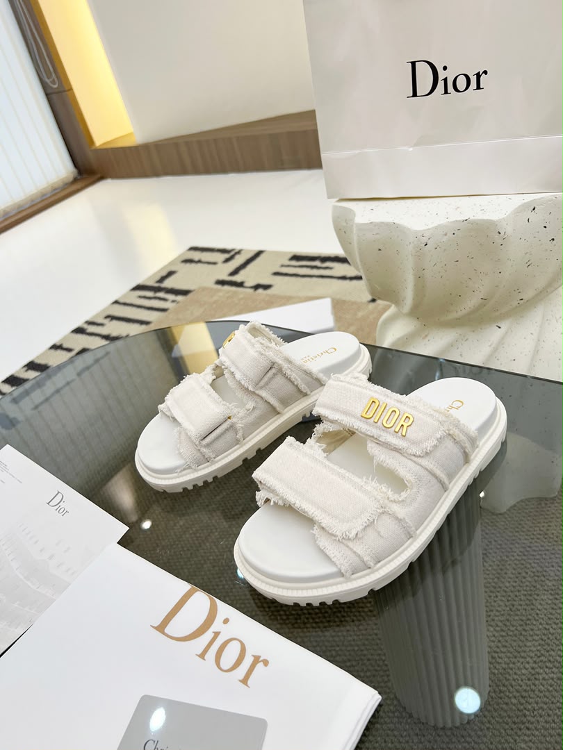 Frayed Strap Platform Slides