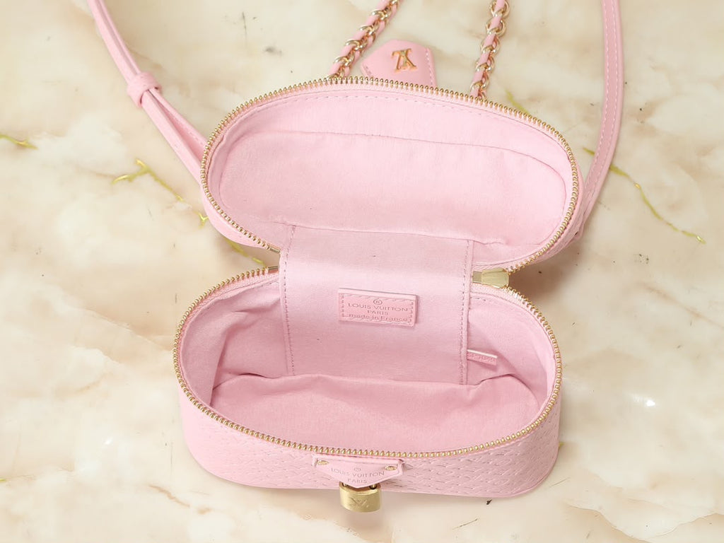 Elegant Quilted Mini Shoulder Bag – Pink