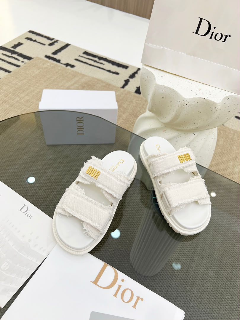 Frayed Strap Platform Slides