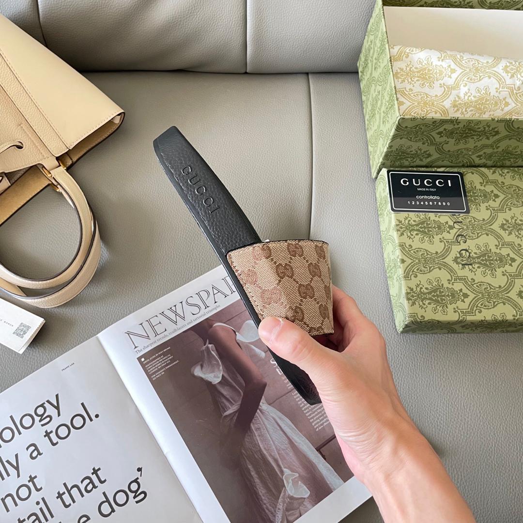 Heritage Pattern Comfort Slides