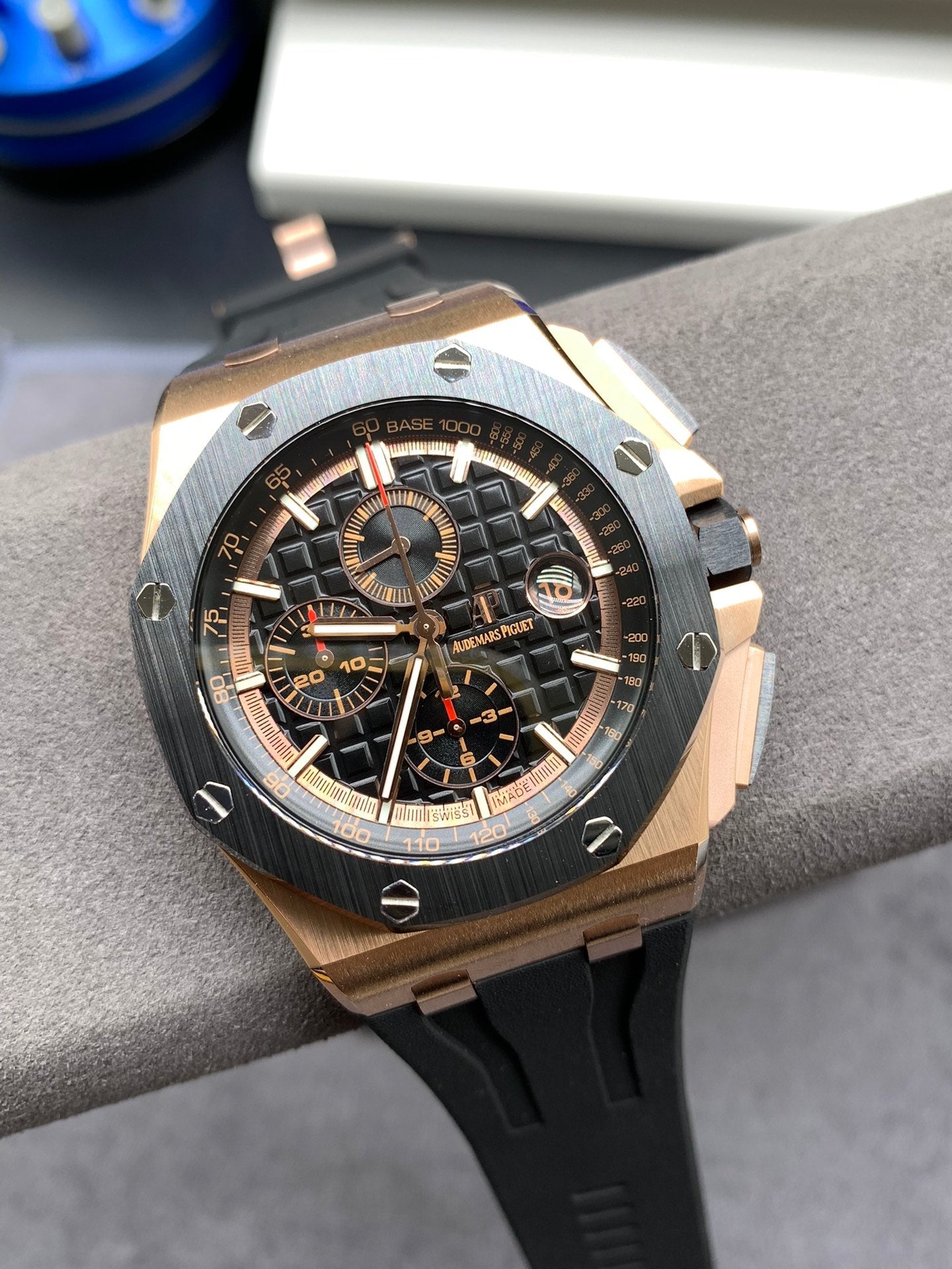 Rose Gold Black Dial Chronograph 44 mm