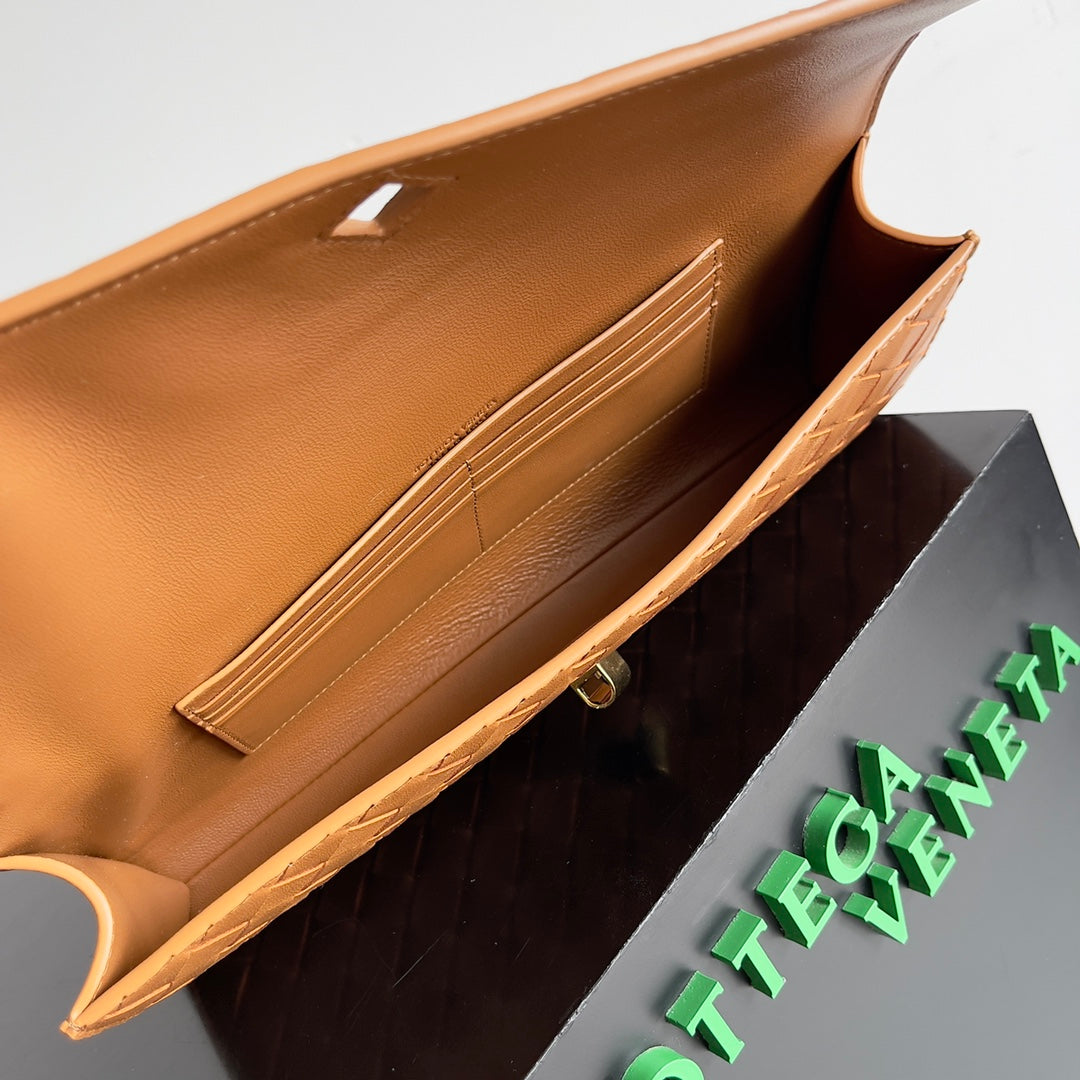 Andiamo Leather Clutch