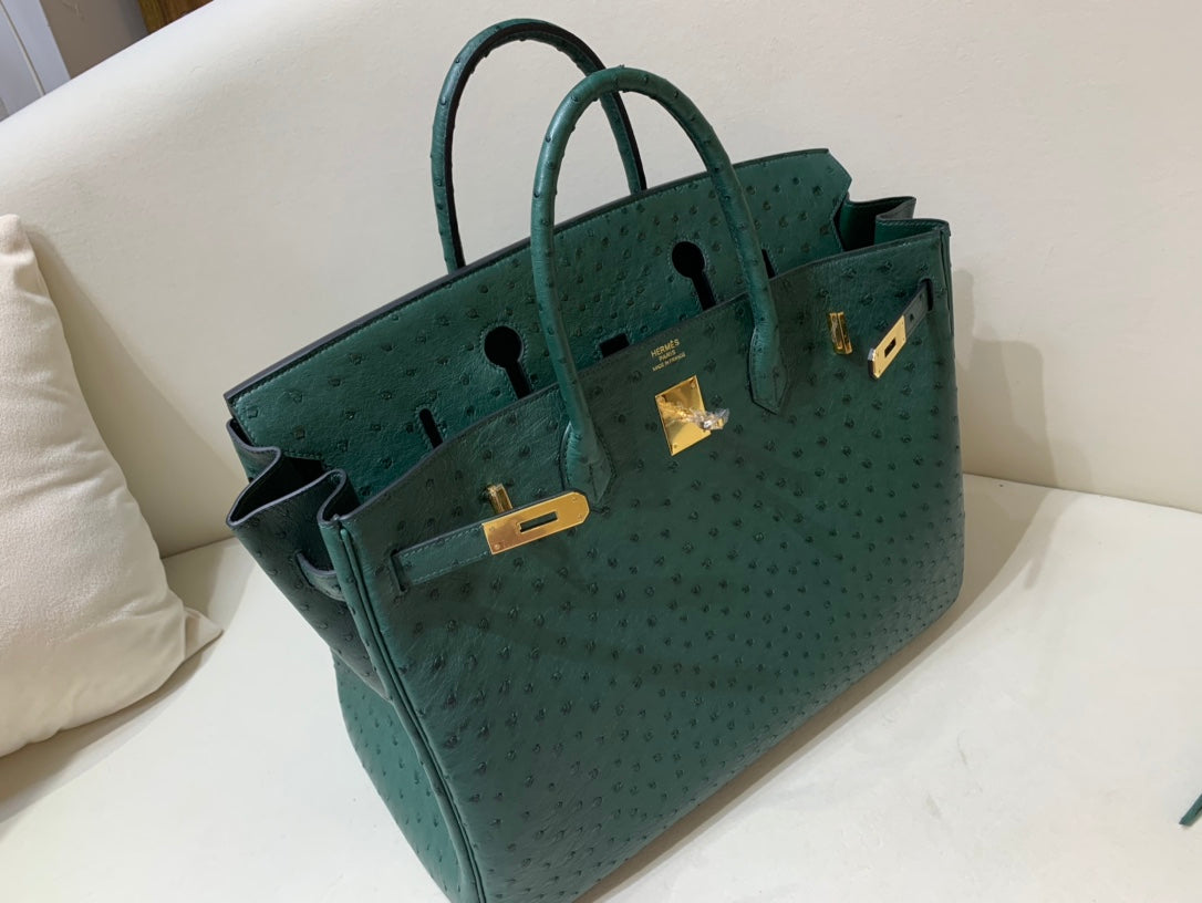 40 Ostrich Malachite with Gold Hardware Bag